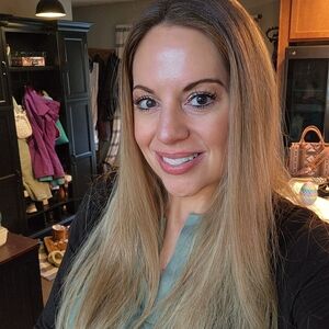 Meet your Posher, Jennie